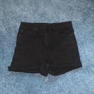 American Eagle Black High Waisted shorts